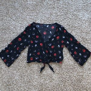 American Eagle Women’s Black Floral Tie-Front Button Blouse Flowy Sleeves Small